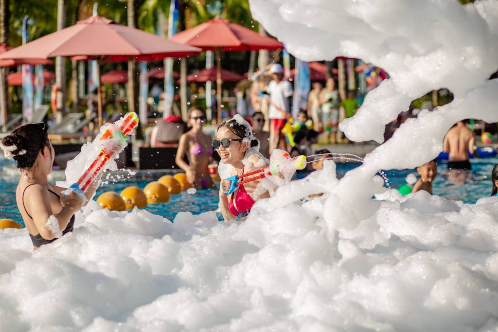 Fiesta de la espuma — Fiestas de Verano